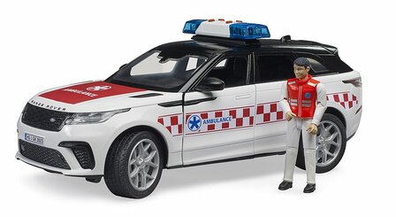 Bruder Range Rover Velar Krankenwagen 1:16 mit Figur (34 cm)
