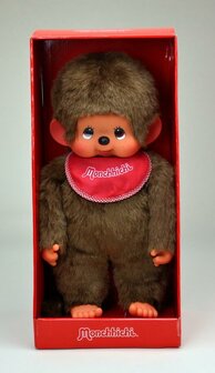 Monchhichi Junge Pl&uuml;schpuppe 45 cm mit rotem L&auml;tzchen