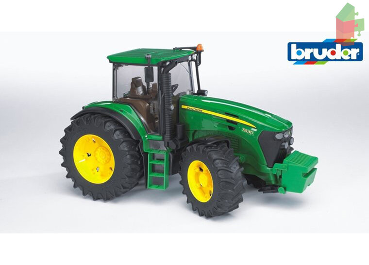 Bruder Traktor John Deere 7930