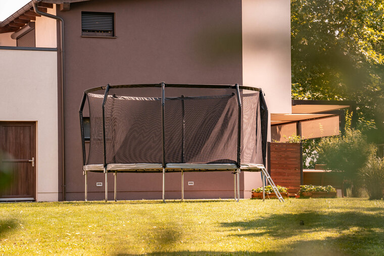 Trampolin Akrobat Orbit Pro Above Ground 365 Anthrazit inkl. Sicherheitsnetz