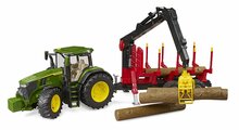 Bruder John Deere mit Forstwirtschaftsanh&auml;nger und Baumst&auml;mmen