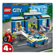 LEGO City 60370 Verfolgung Polizeiwache