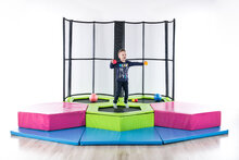 Mini-Trampolinpark f&uuml;r Kleinkinder, 3 Trampoline