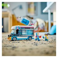 LEGO City 60384 Pinguin Slush Truck