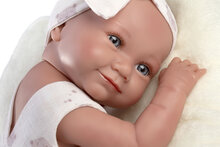 Llorens pop 40cm NICA MET TASJE