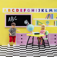 Lundby poppenhuis schoolmeubels set 1:18 - bank, stoel, bord, globe