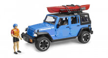Bruder Jeep Wrangler Rubicon mit Kajak, Figur und Paddel - 32,9 cm