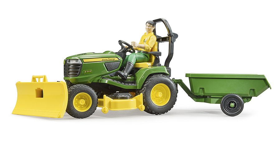 Bruder Bworld John Deere Rasenmäher mit Anhänger