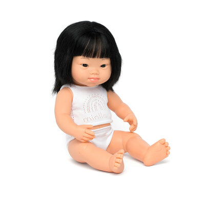Miniland Puppe asiatisches Mädchen mit Down-Syndrom 38cm